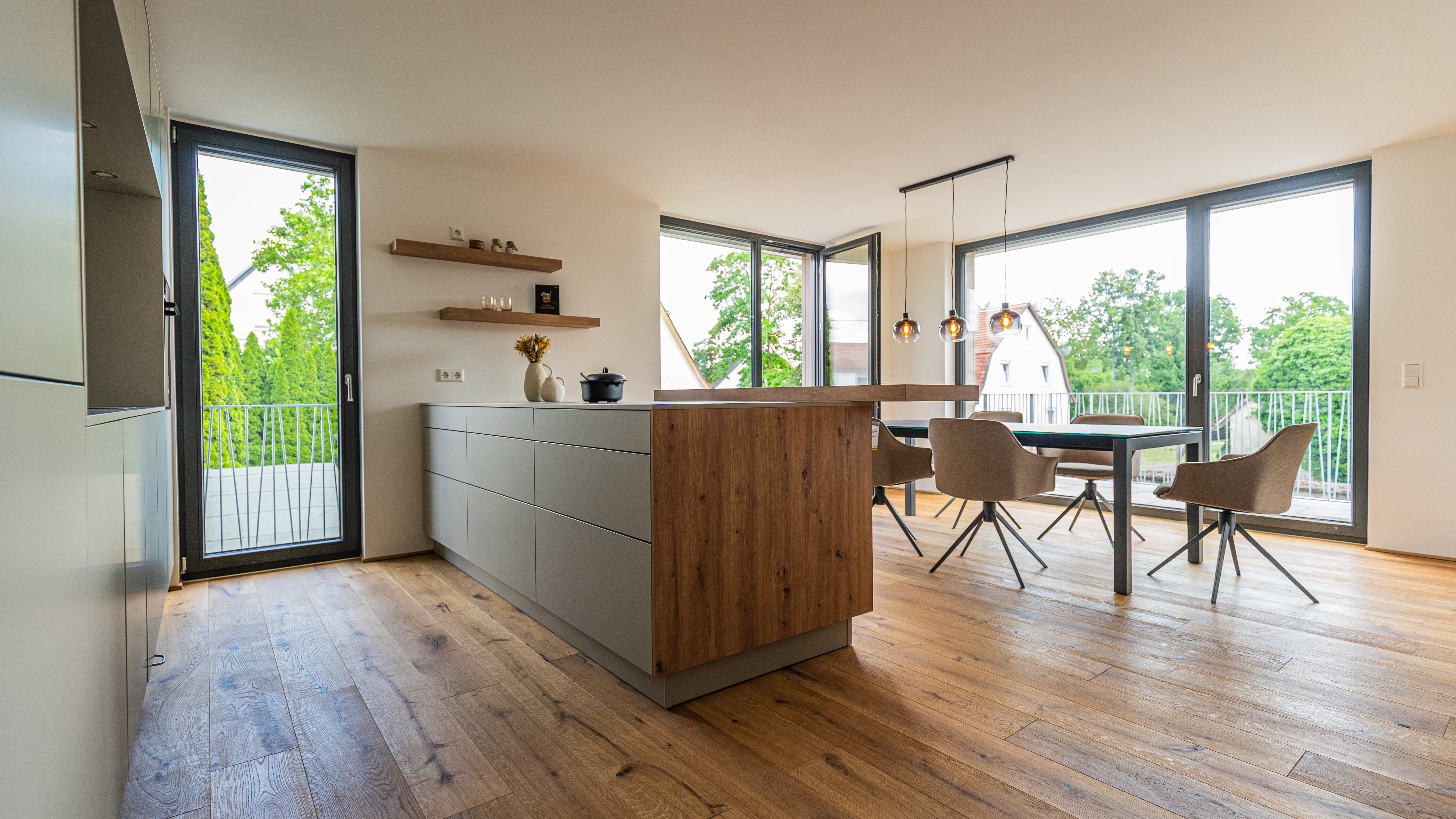 KURZFRISTIG BEZIEHBAR!